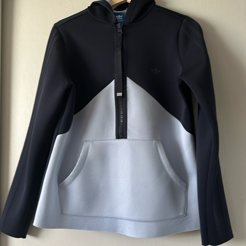 Adidas  Originals vintage hoodie women’s size L